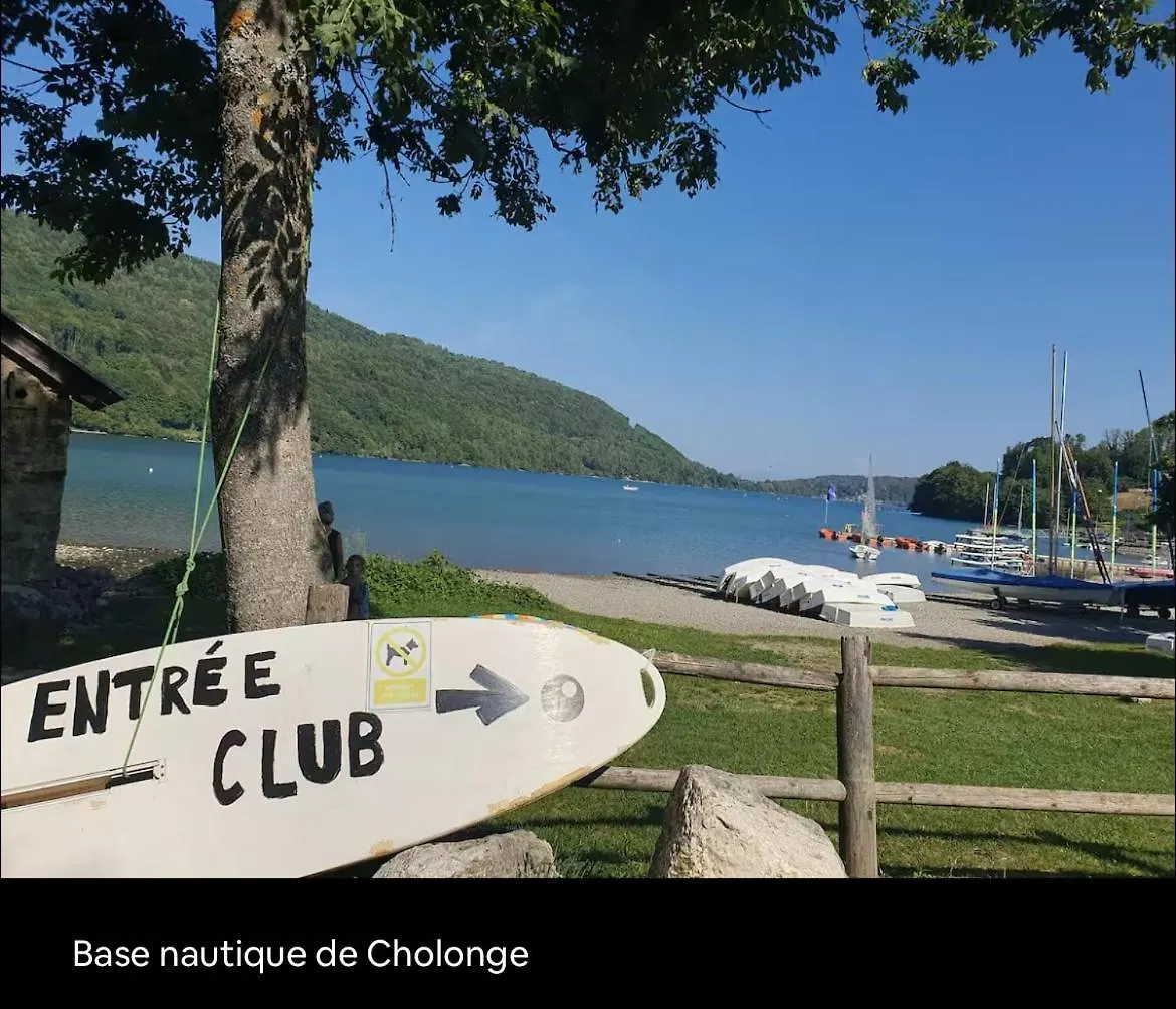 Le Chalet Avec Sa Plage Privee Saint-Theoffrey