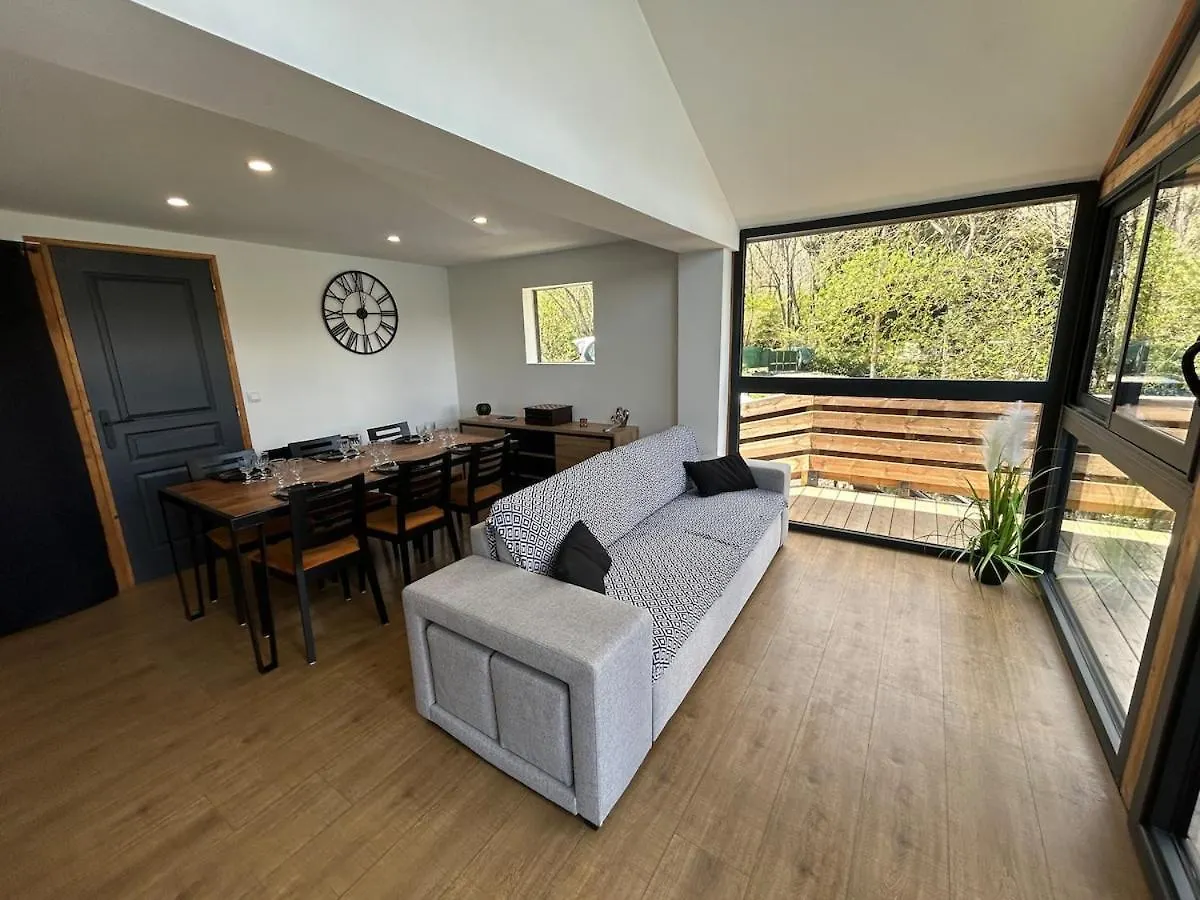 Le Chalet Avec Sa Plage Privee Saint-Theoffrey